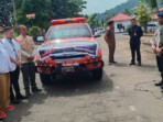 Bupati melepas keberangkatan bantuan kepada masyarakat korban erupsi gunung di Tagulandang.