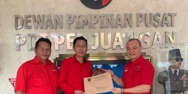  Terima SK dari DPP PDI Perjuangan, Pasangan BERKAH Jilid II Siap Hadapi Pilkada 2024