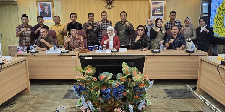  Bahas Insfrastruktur Daerah, DPRD Bolsel Sambangi DPR RI